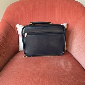 MADE IN JAPAN Classic Black Leather Briefcase with Structured Design